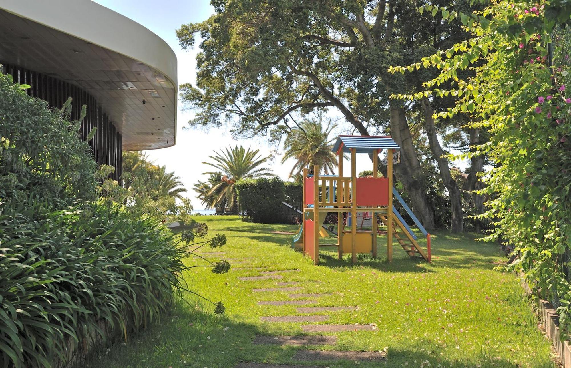 Pestana Casino Park Hotel&Casino Funchal  Bagian luar foto Playground