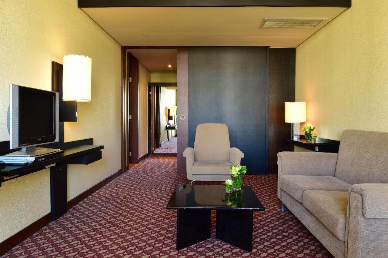 Pestana Casino Park Hotel&Casino Funchal  Bagian luar foto Suite